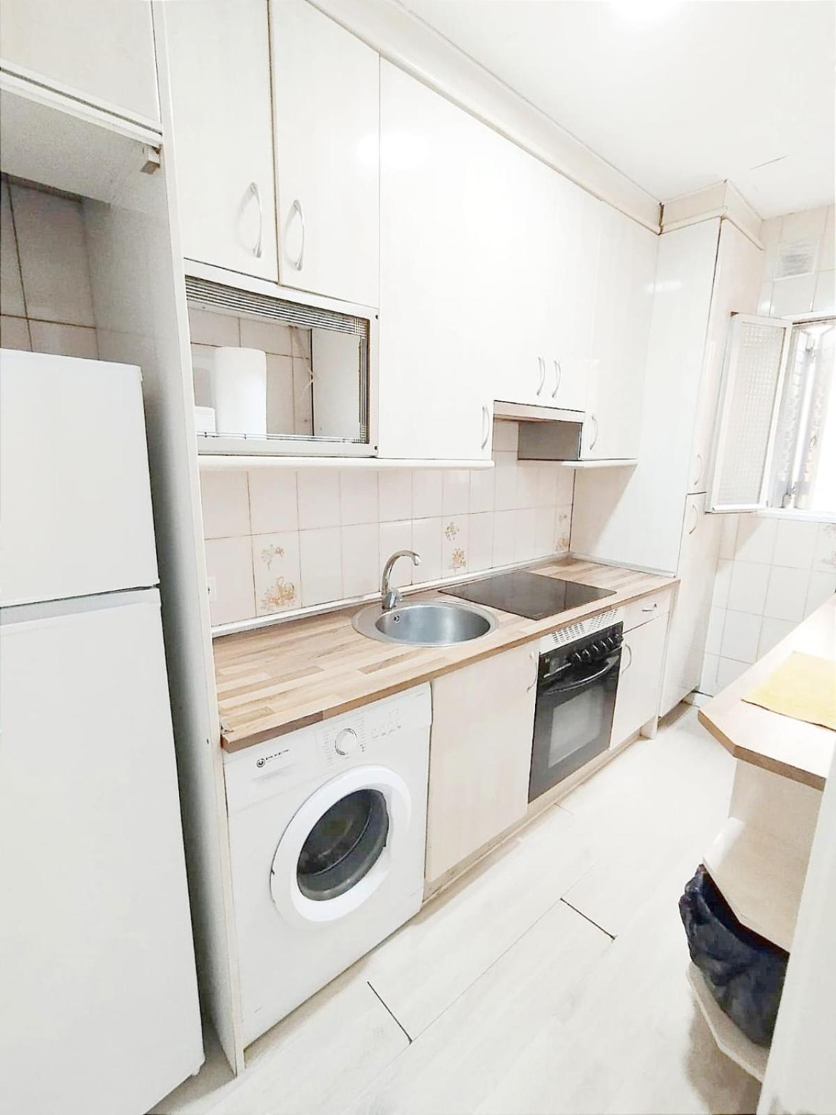Mm76 Piso 2 Salon Puente De Vallecas Apartamento *